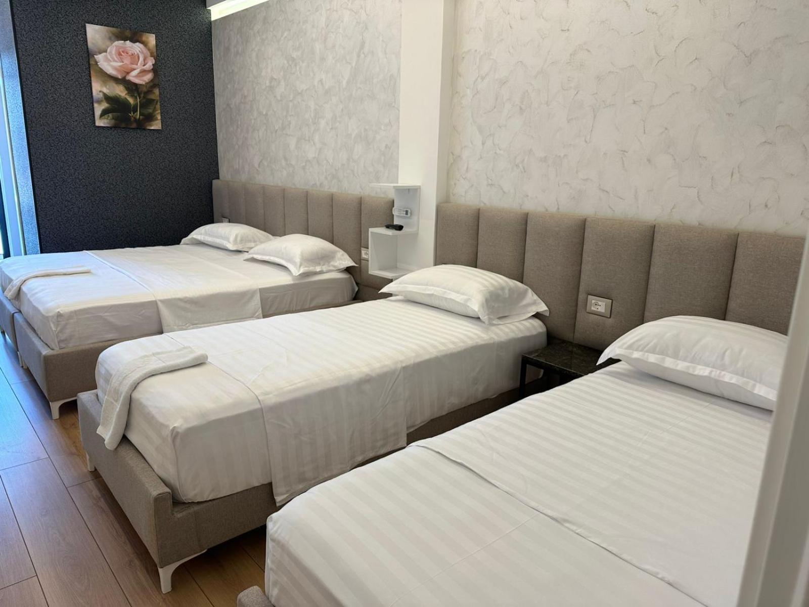 Hotel Europa Krujë Eksteriør bilde