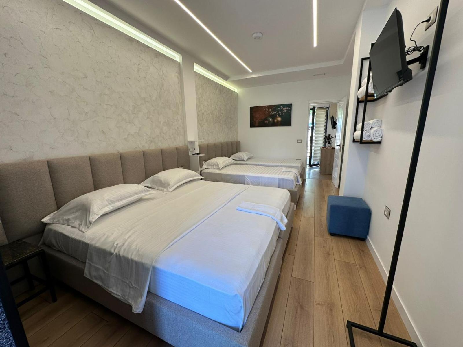 Hotel Europa Krujë Eksteriør bilde